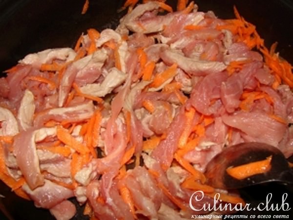 Лапша с мясом в йогурте