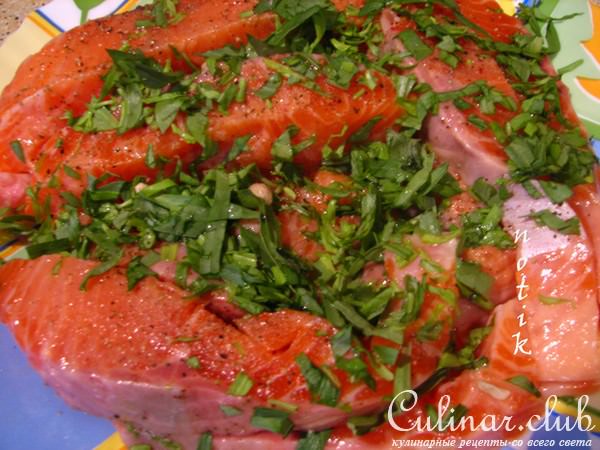 лосось с картофелем под сливочно-горчичным соусом