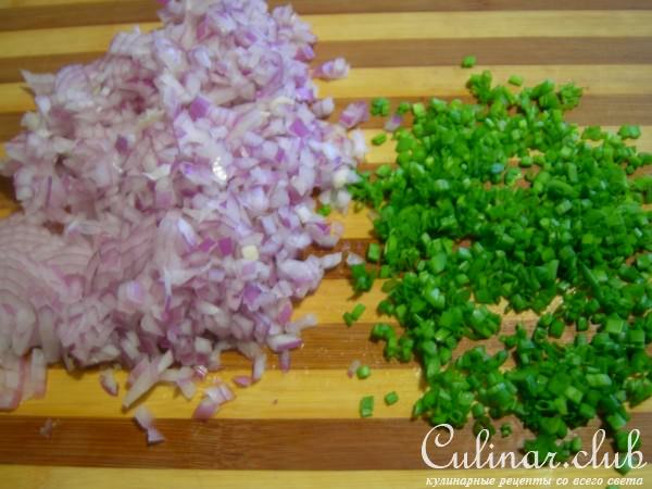 Перец фаршированный пестрой начинкой