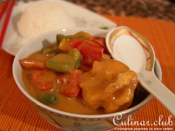 Карри с креветками и лотосом