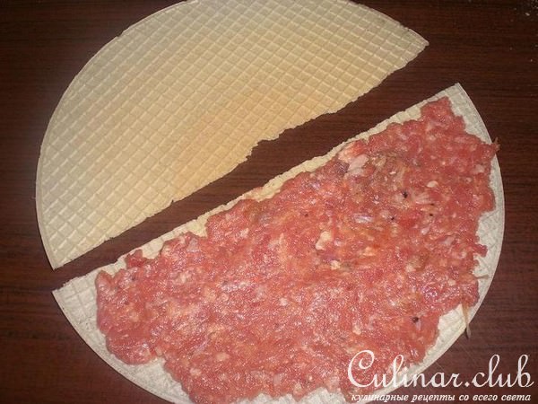Чебуреки из вафель.