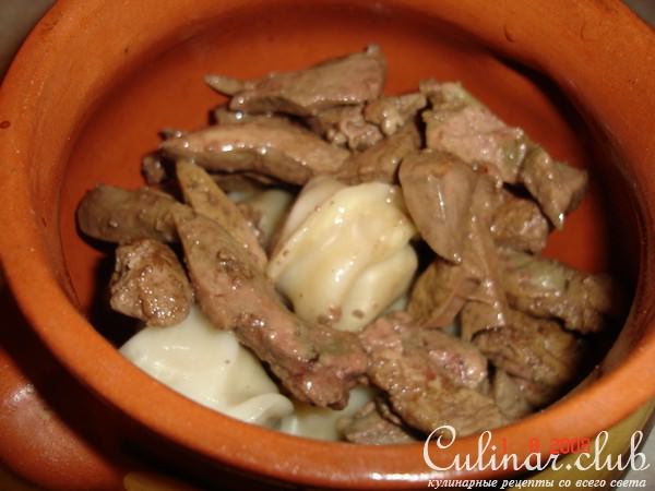 Пельмени с печенью в соусе