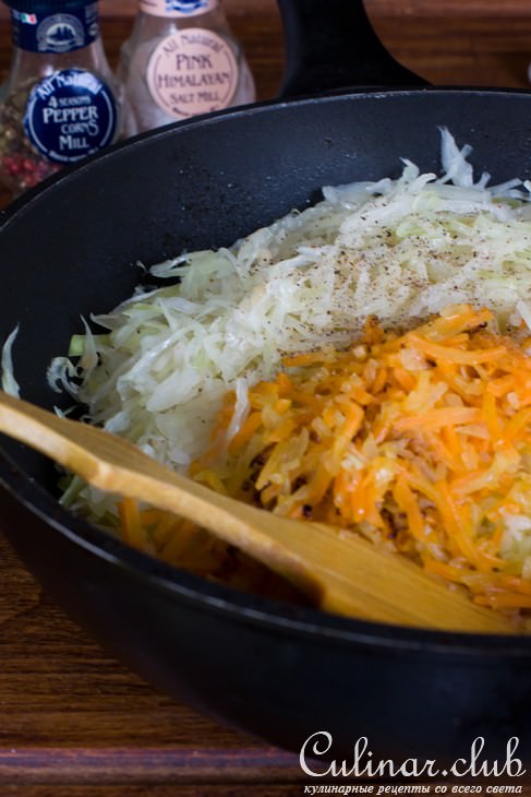 Сливочная капуста, тушеная с рисом