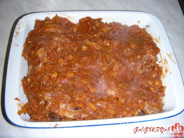 Филе свиной рульки с чесноком