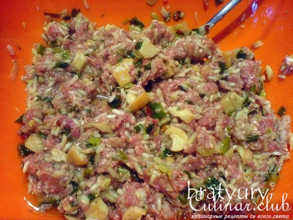 Голубцы в листьях липы: мужской вариант рецепта