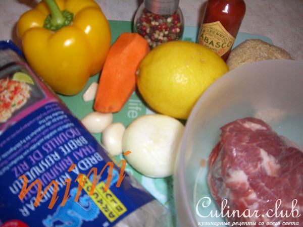 свининка с рисовой лапшой и овощами а-ля рюс
