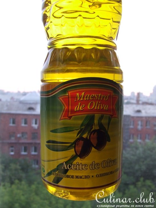 куриное филе, маринованное в красном уксусе, оливковом масле, коричневом сахаре и черном кунжуте