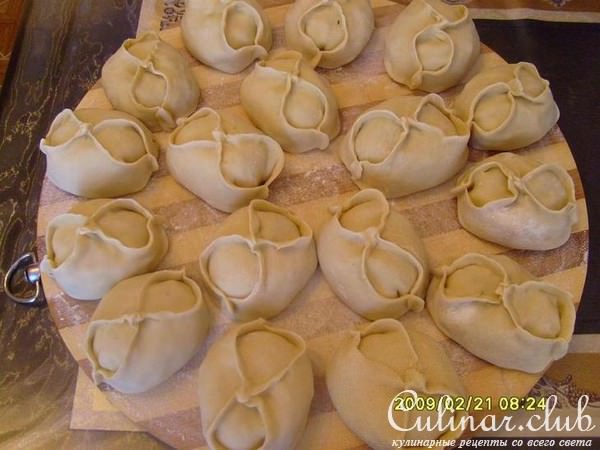 Манты с бараниной и тыквой