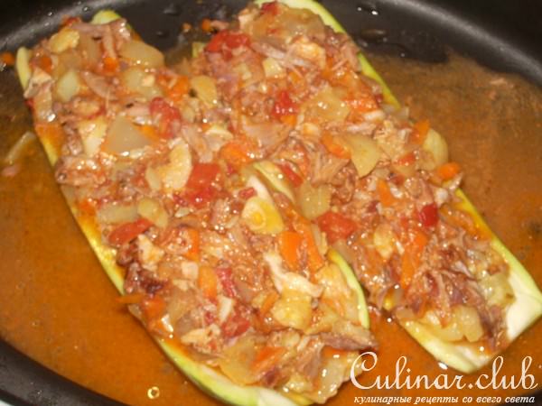 Кабачковые караблики на пару и в духовке с мясом от индюшачей шеи