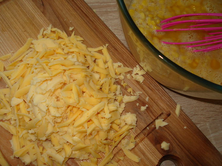 Запеканка с сыром и кукурузой