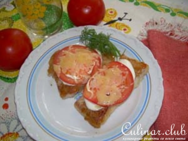 Пангасиус с помидорами и сыром