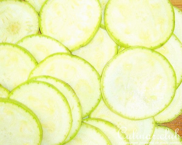 Пшеничная каша с креветками и мятой