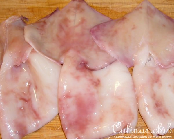 Кабачки фаршированные кальмарами