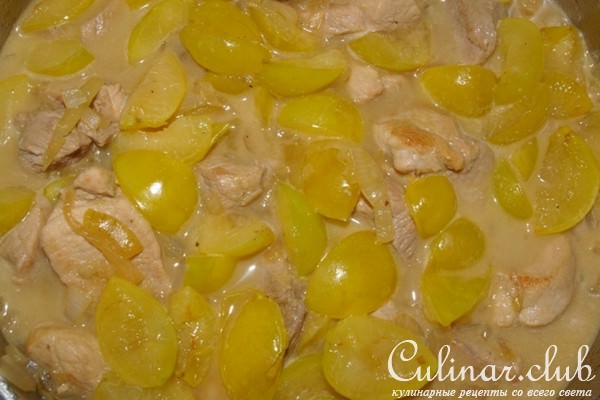 Свининка с алычой