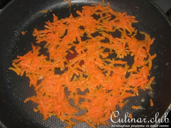 Жаркое в горшочке из куриных желудочков.