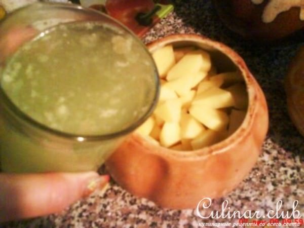 Говядина с картошкой, тушенная в горшочках(Вариант.