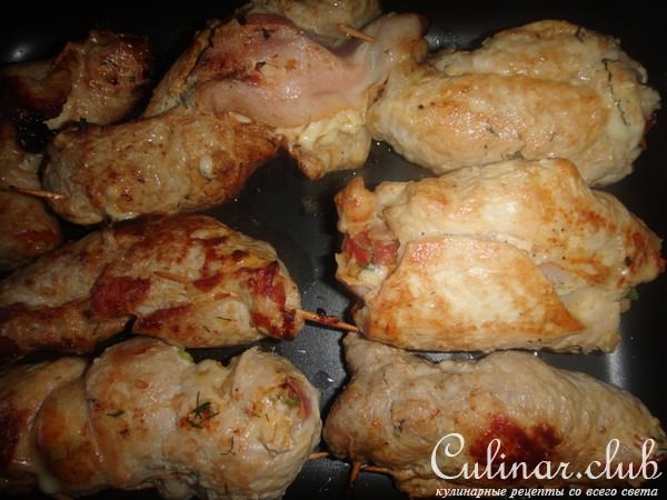 Свинные рулетики с обалденным соусом