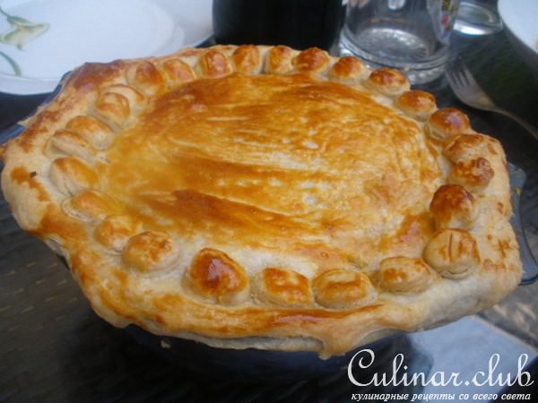 Мясной пай от хозяйки ресторана на набережной