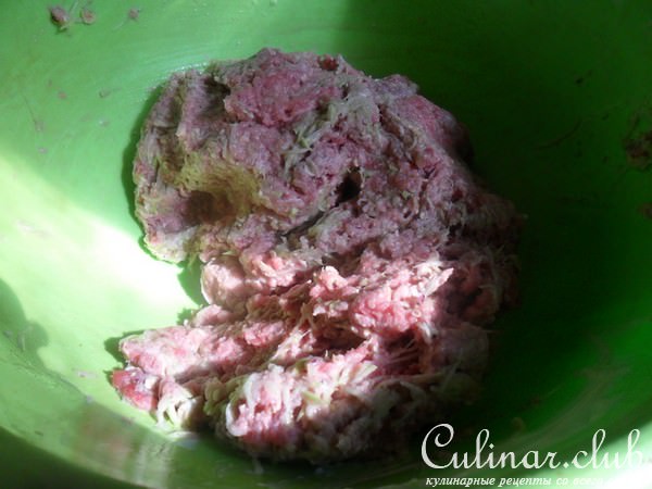 Мясные маффины с сырной начинкой