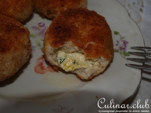 Куриные котлетки с сыром