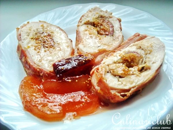 Рулеты из куриной грудки с инжиром
