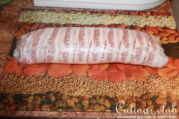 Куриный рулет с гречкой Мистраль