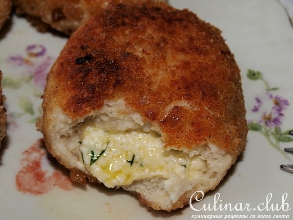 Куриные котлетки с сыром
