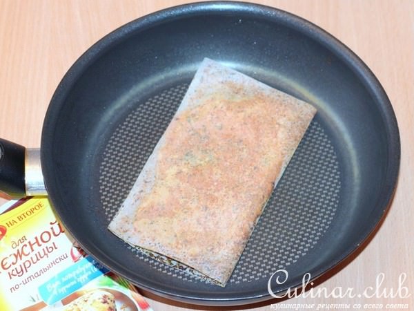 Стручковая фасоль в томате с куриной грудкой