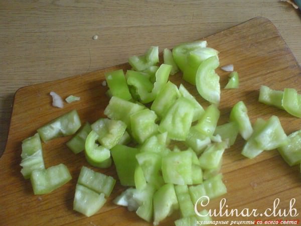 Курица, тушенная с овощами и рисом