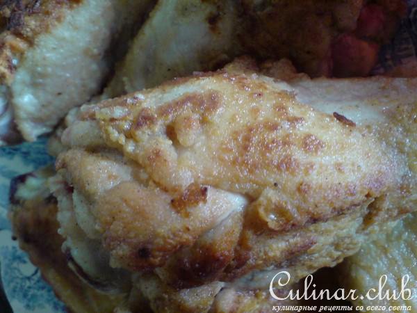 Индейка в пряном сметанном соусе с овощами
