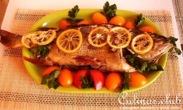 Окунь байкальский, запеченный а-ля натурель.