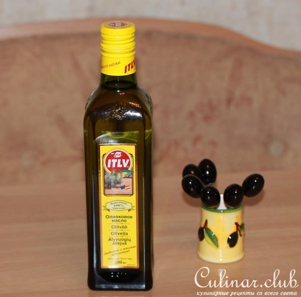 Лосось с хрустящей корочкой из песто и сыра