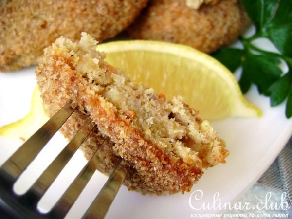 Рыбные котлеты-пикантные -с сыром и копченой паприкой.