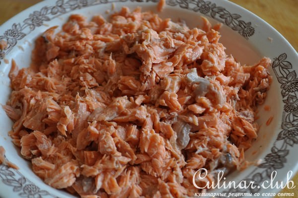 Запеканка с брокколи,рисом,лососем и соевым соусом