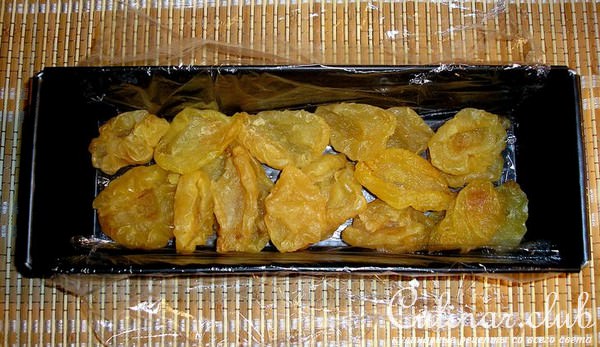 ГОЛУБОЙ СЫР С ГРУШАМИ