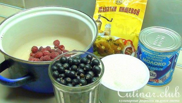Суфле из садовых ягод со сгущённым молоком. Летний десерт!