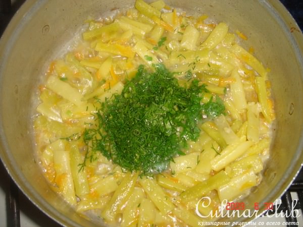 Тушеная стручковая фасоль (шпарагивка)