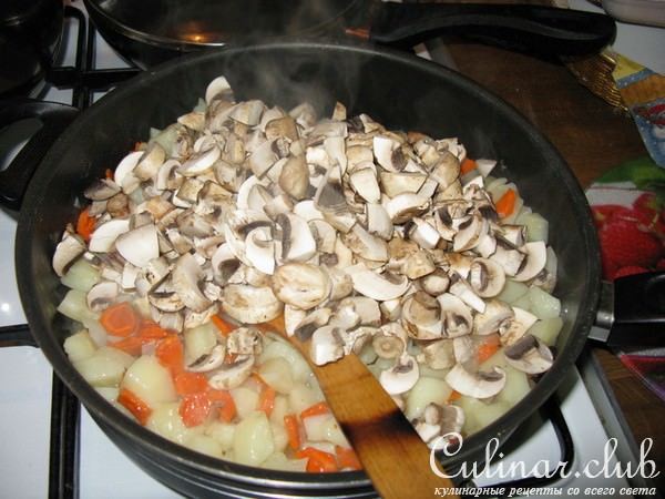 Овощное рагу с шампиньонами