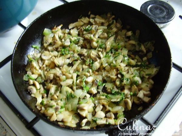 Яйца в картофельном гнезде