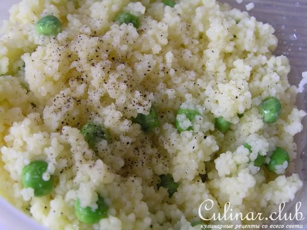 Яичница в перце с кускусом и зеленым горошком. (Обретение легкости: Тест-драйв)