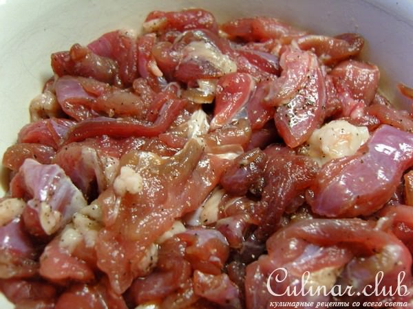 Лазанья из макарон с брокколи и мясом