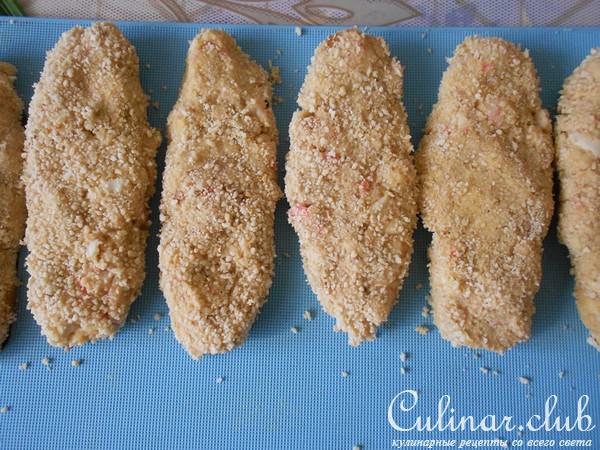 Биточки из креветок и крабового мяса с рисом