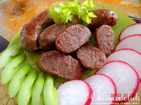 Колбаса домашняя жаренная с сыром