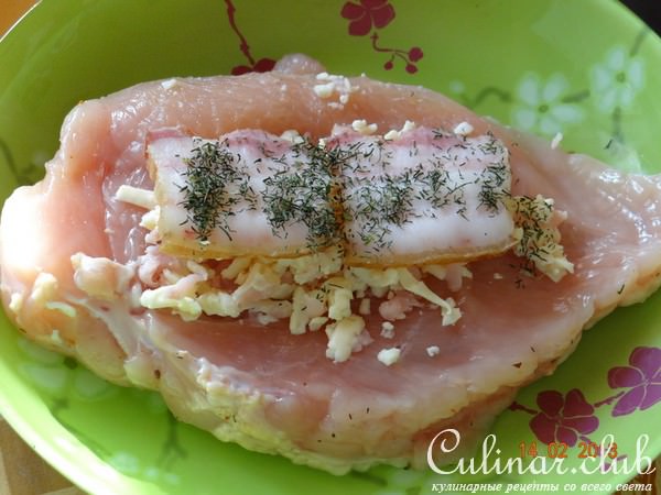 Куриные рулетики с начинкой (быстро и вкусно!)