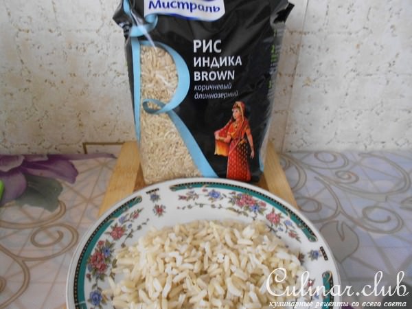 Биточки из креветок и крабового мяса с рисом