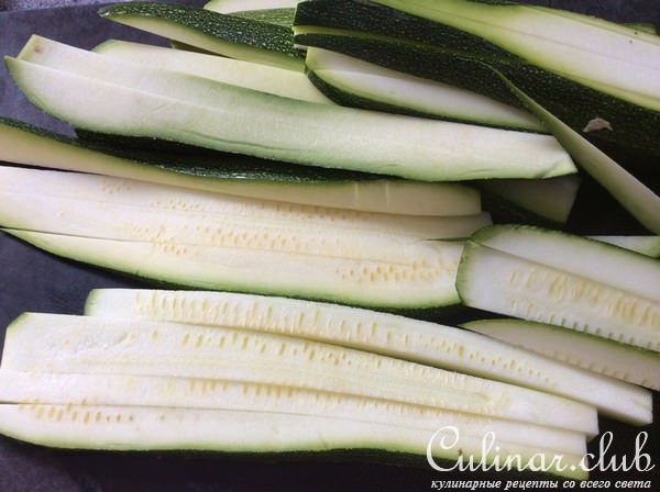 Панированные цуккини (кабачки)