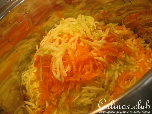 Суфле из тыквы и кабачка с горгонзолой.