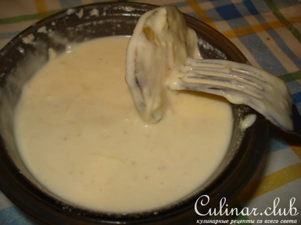 Баклажаны в кляре с сыром