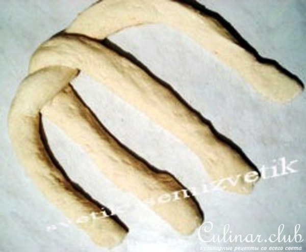 Пикантный белый хлебушек с сыром