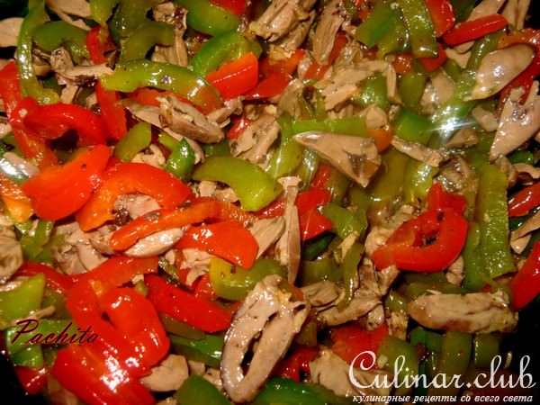Закуска из куриных сердечек и перцев в медовом маринаде